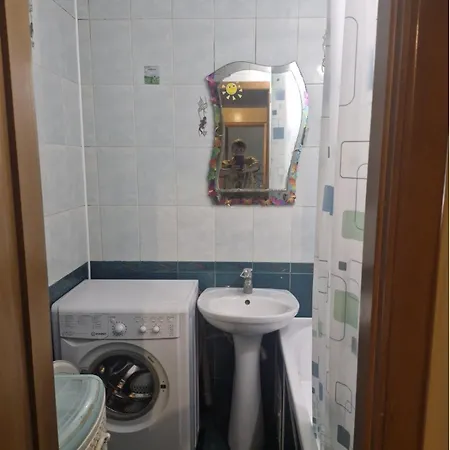 2-х комнатная, областная больница アパート